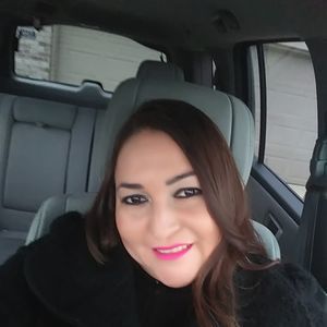 Meet your Posher, Lily